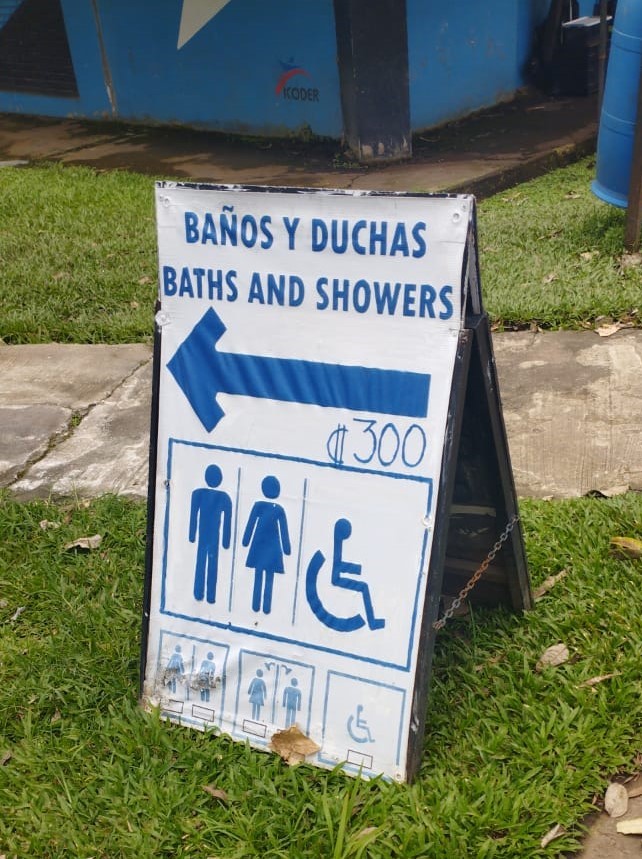 Baños en el parque de la Paz